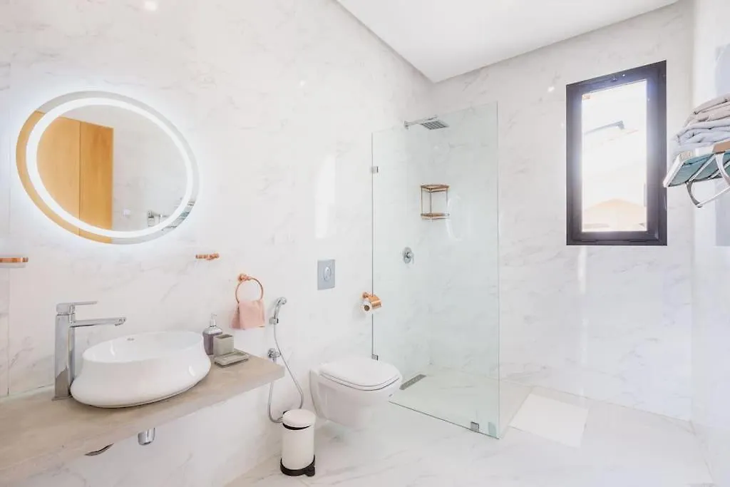 Villa Miami, Jacuzzi, Piscine Chauffee ,Table Ping Pong Marrakesh