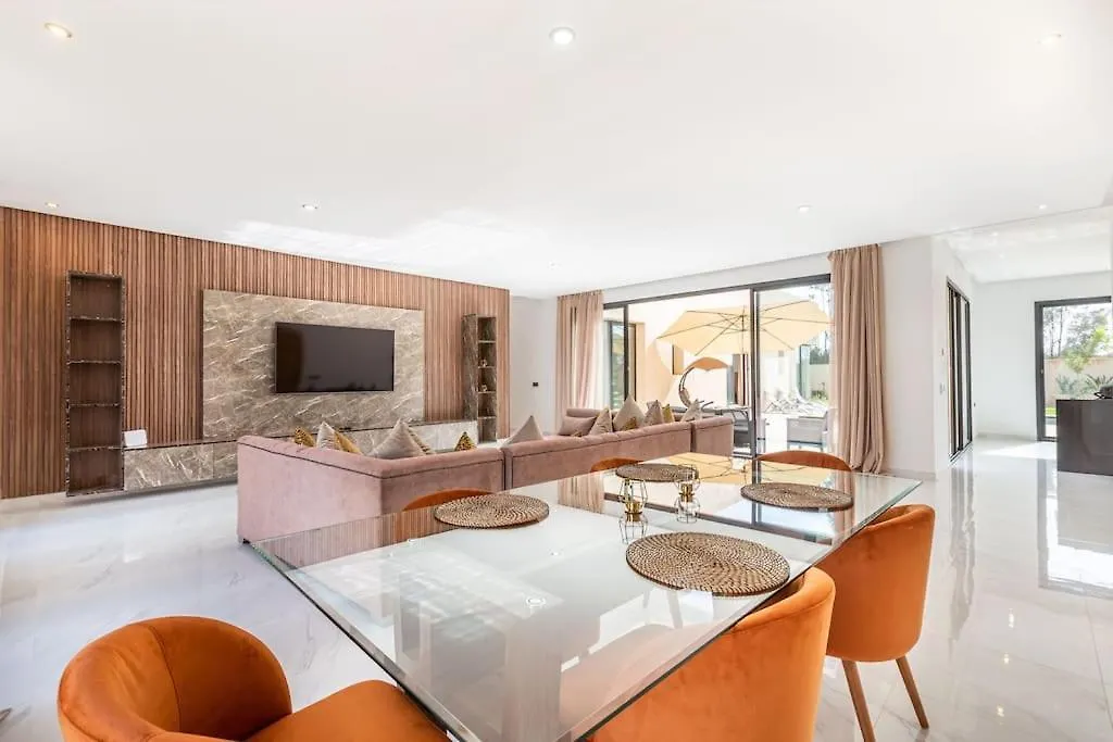 Villa Miami, Jacuzzi, Piscine Chauffee ,Table Ping Pong Marrakesh 0*,